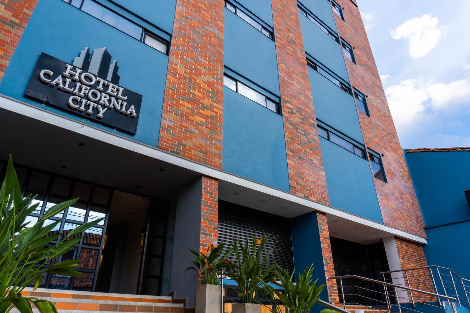 Hotel California City Медельин Экстерьер фото